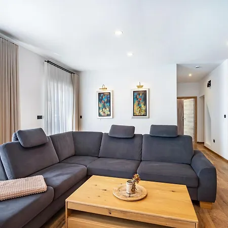 Sophie Stecker שמאלנברג