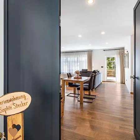 Apartment Sophie Stecker *
