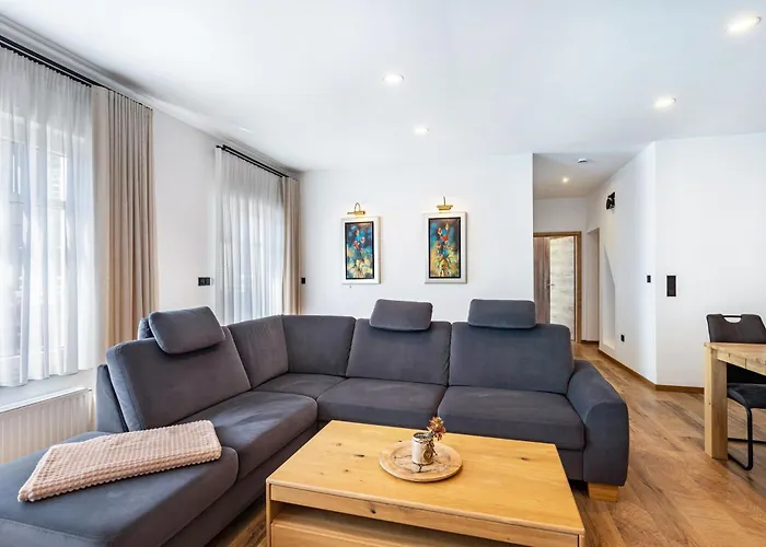 Sophie Stecker Schmallenberg