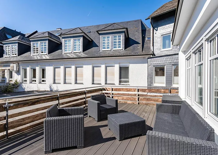 Sophie Stecker Schmallenberg